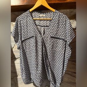 Women's Blue Patterned Top